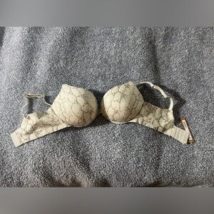 SKIMS Neutral Pastel Snake Print Plunge Bra - Light Beige